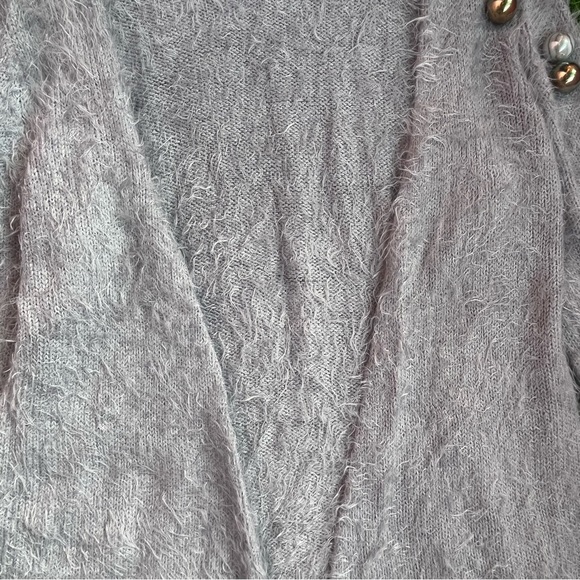 China fur shrug FIXED FIXED FIXED NO OFFERS PLZ❌ - Picture 8 of 8